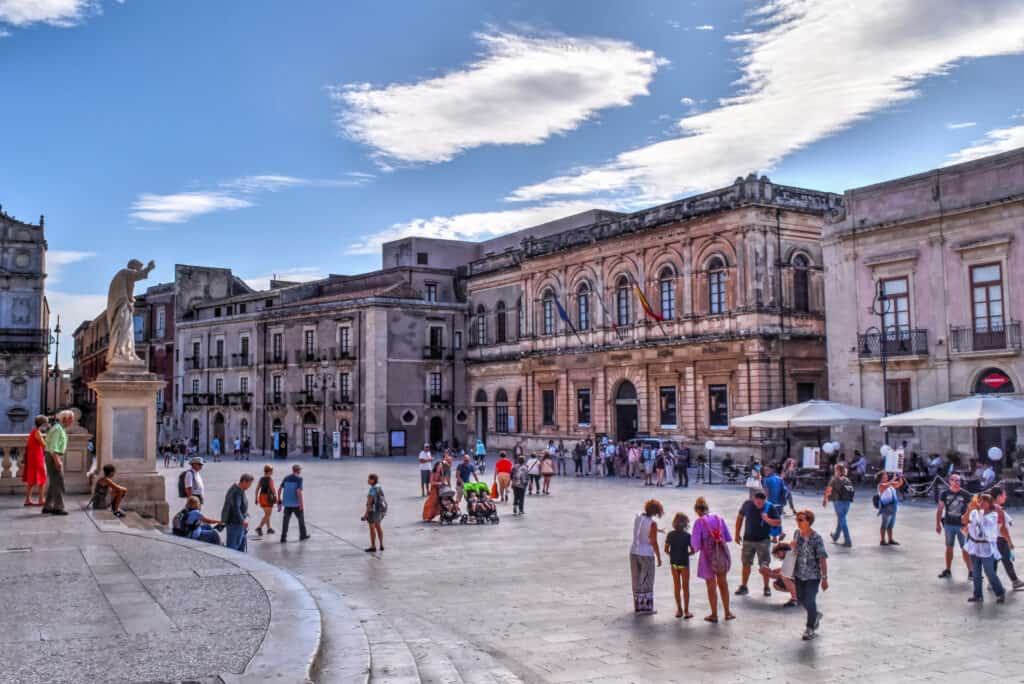 Piazza del Duomo ortigia siracusa sicily