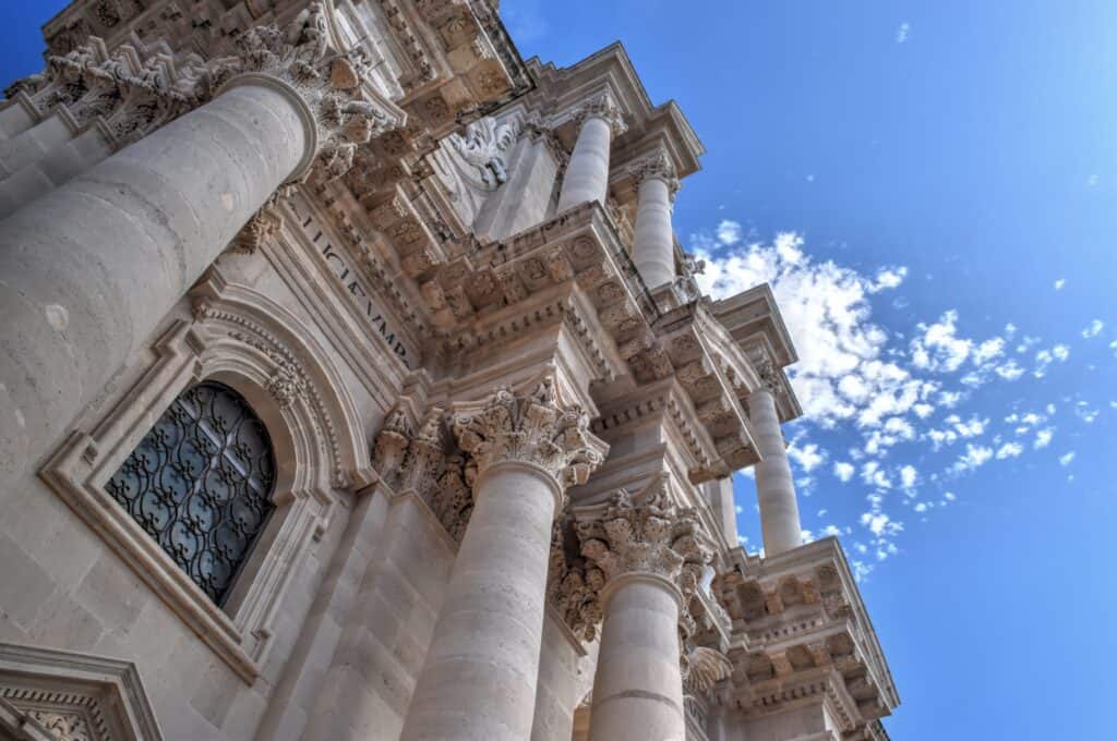 Piazza del Duomo ortigia sicily siracusa