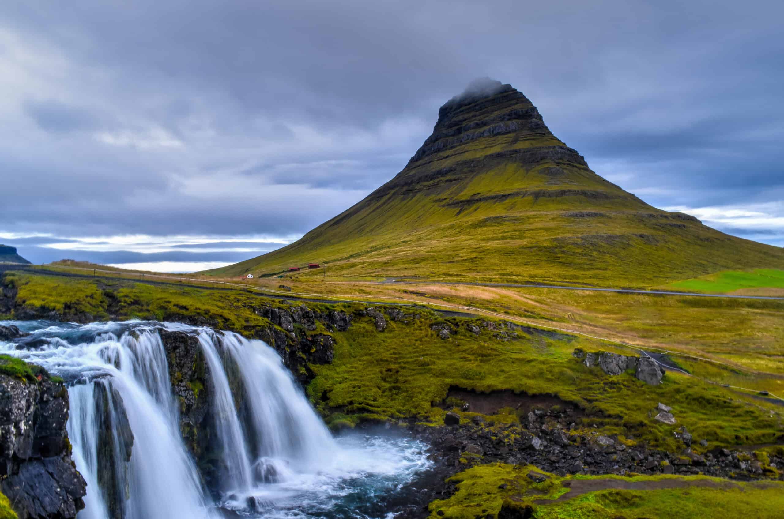 Kirkjufellsfoss waterfall iceland