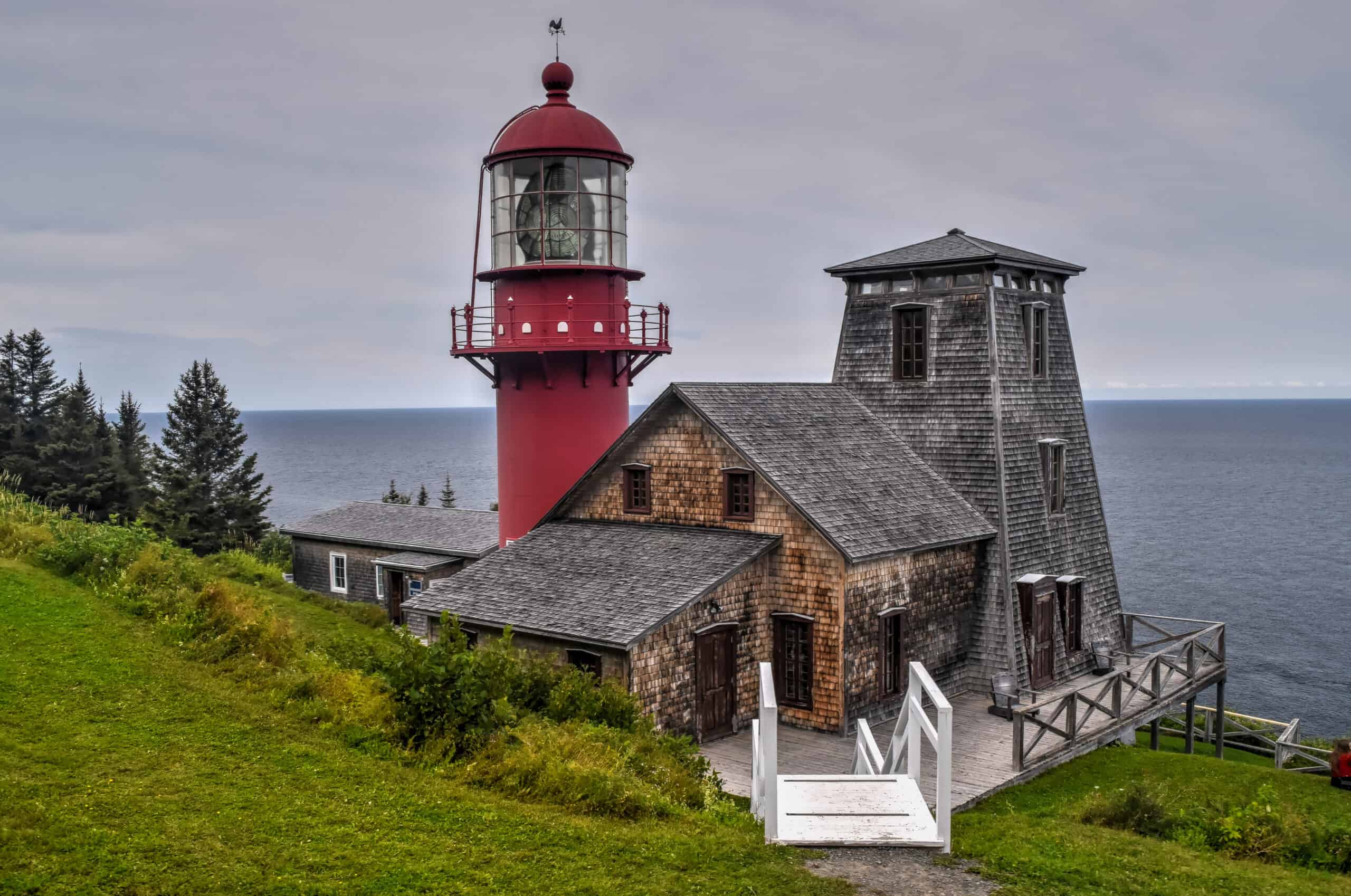 wooden Pointe-à-la-Renommée Lighthouse 