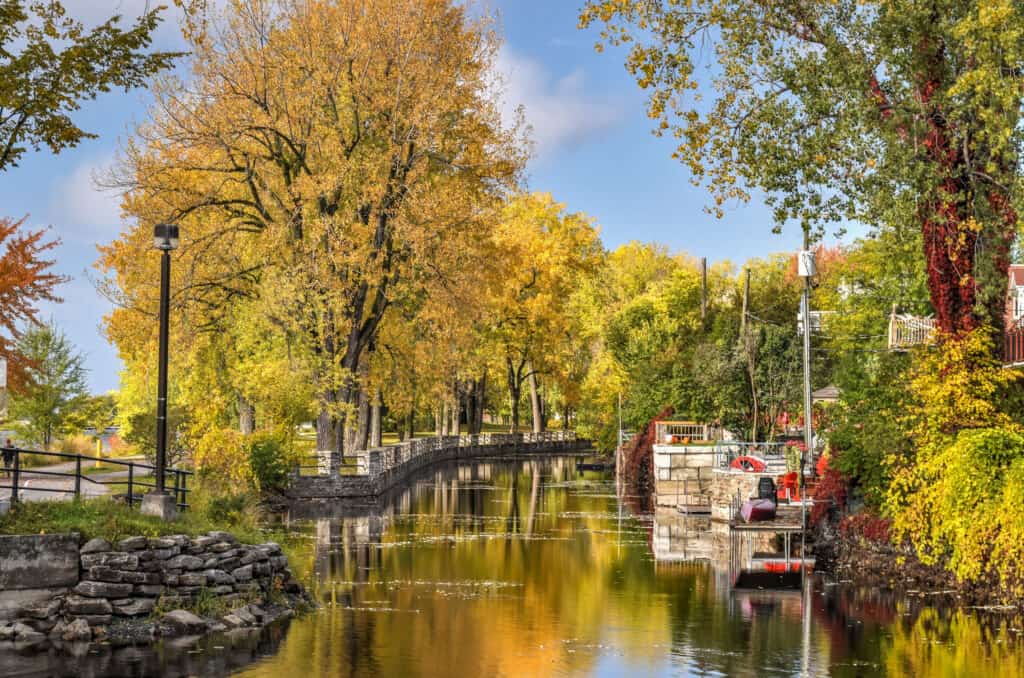 montreal canal lachine autumn colors