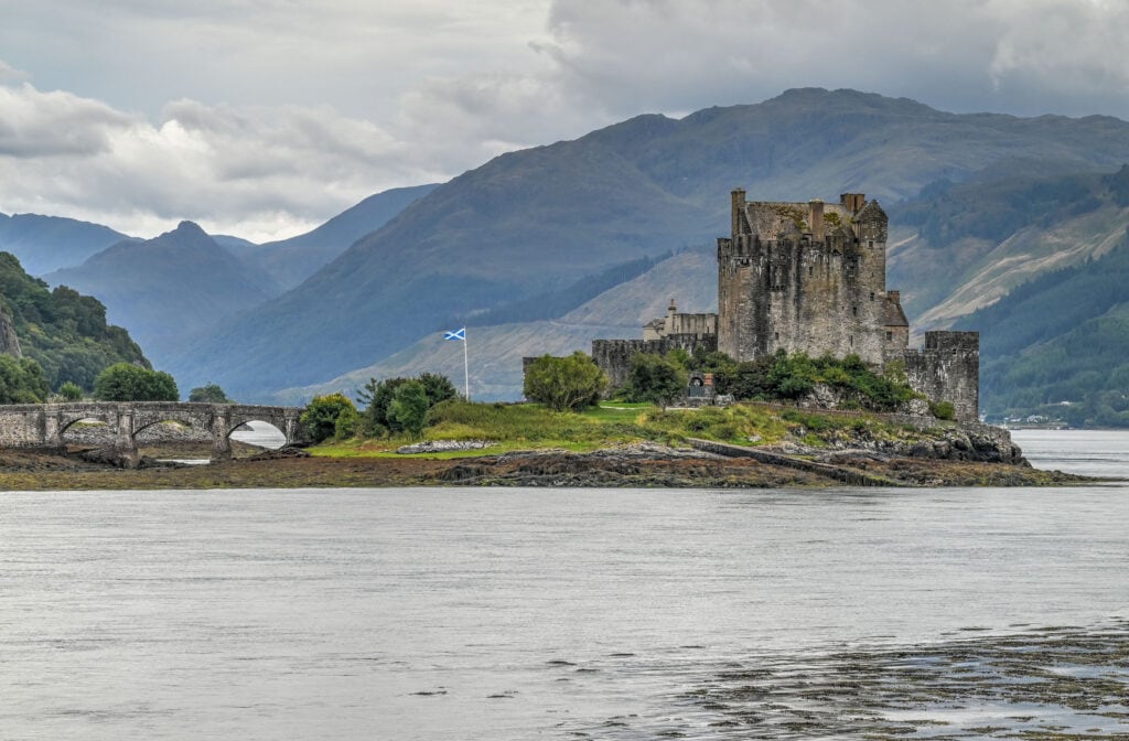 Eilean Donan Castle from road