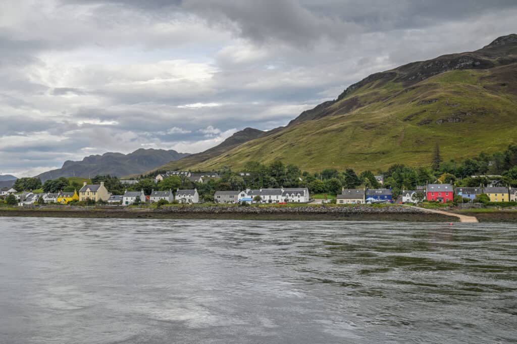 dornie castle scotland