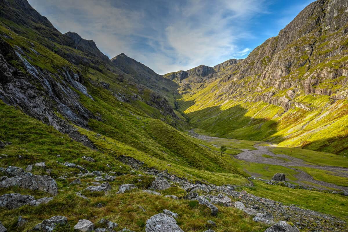 lost valley hiking trail in glen coe