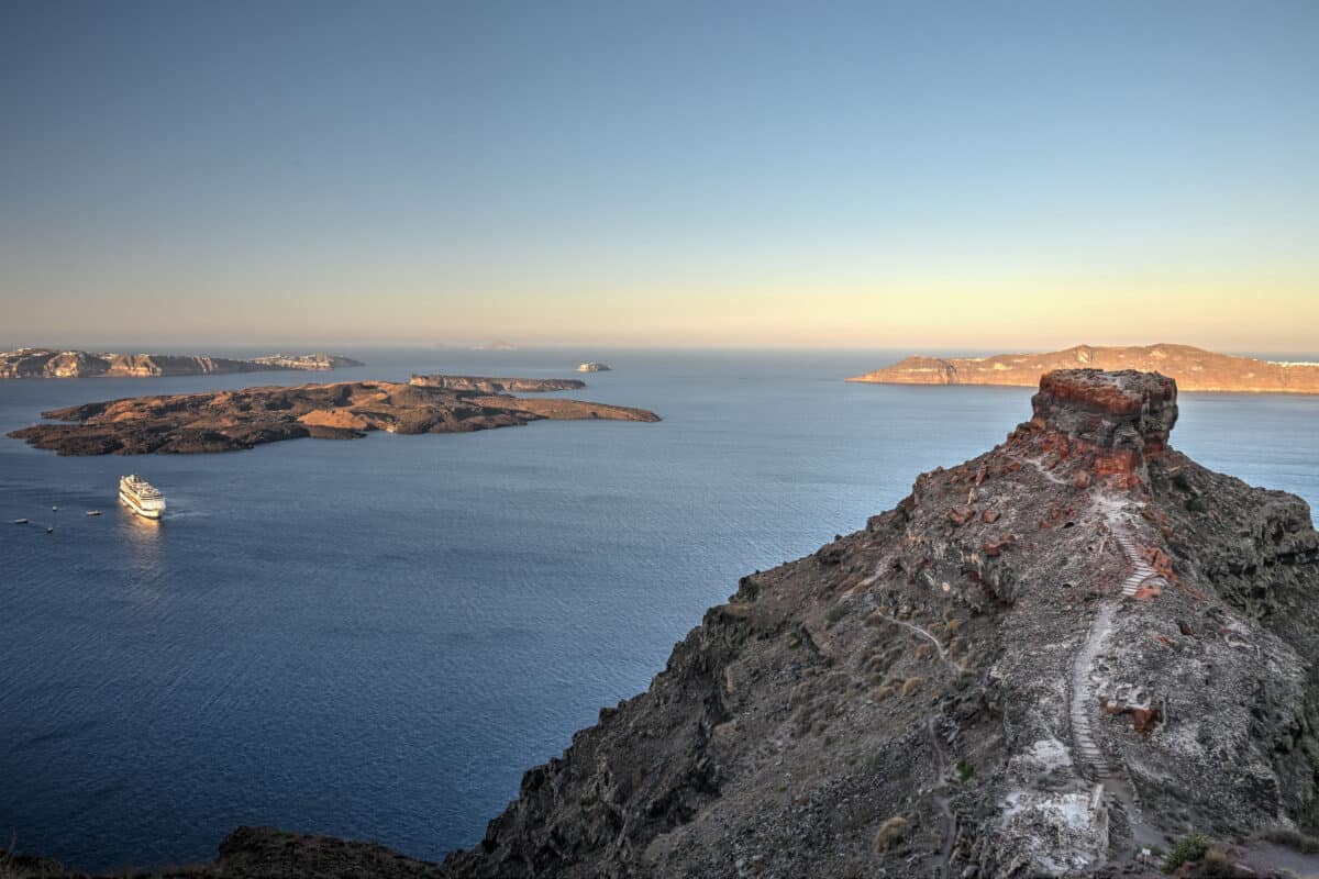 skaros rock santorini hiking trail