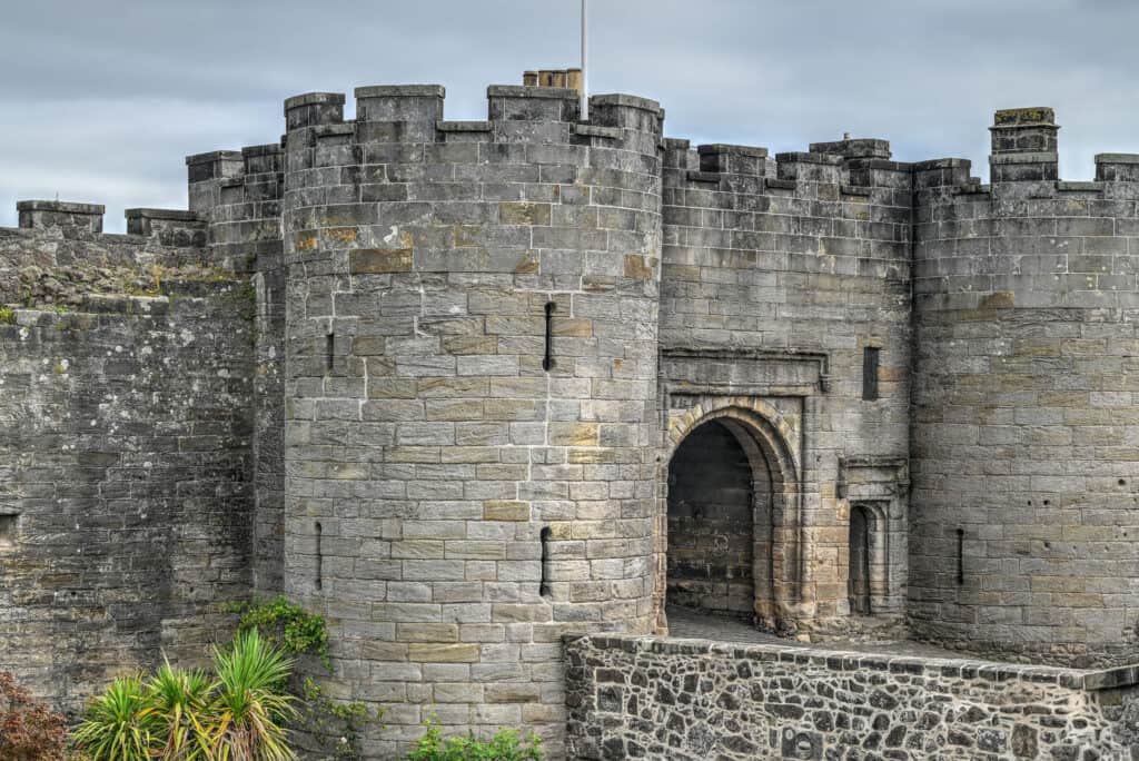 stirling castle main gate