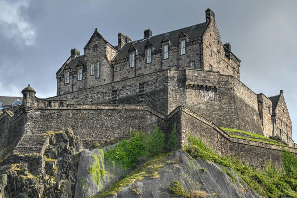 ross fountain and edinburgh castle in princes garden park