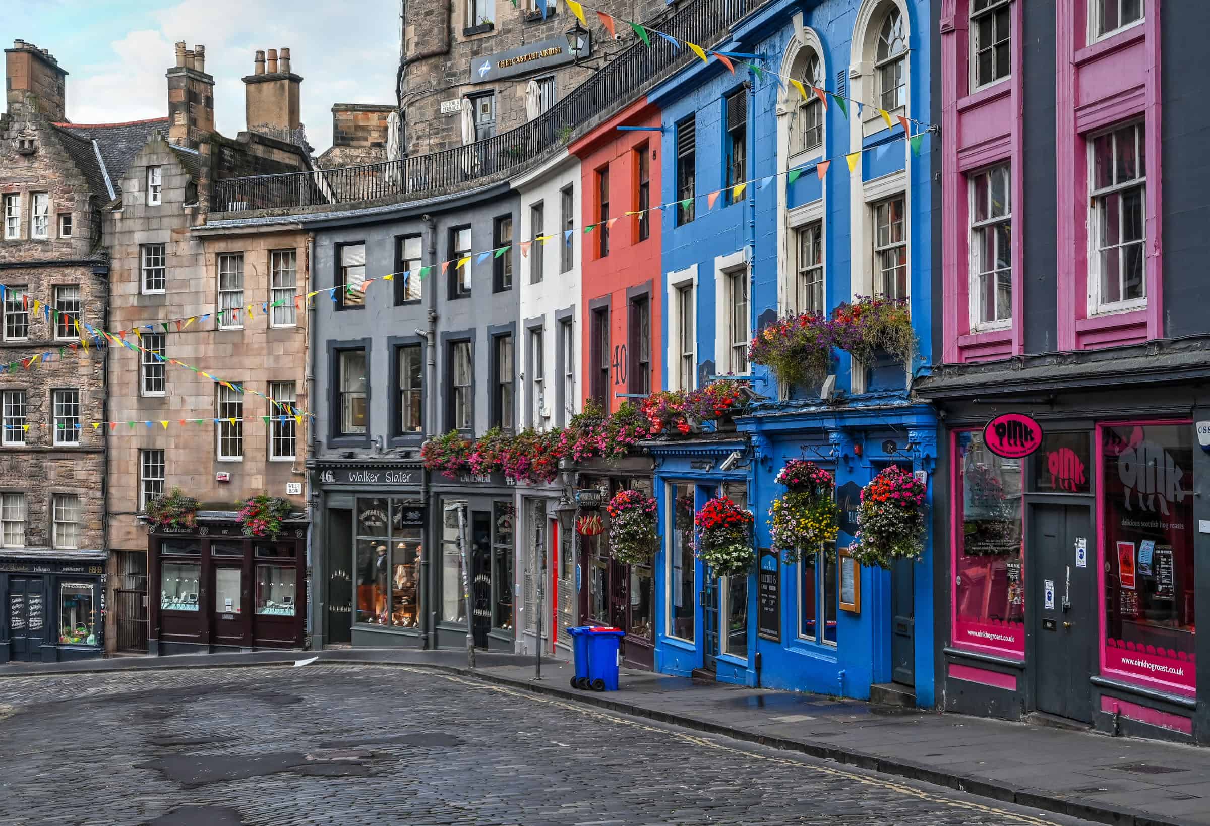 beautiful colorful buildings victoria street edinburgh