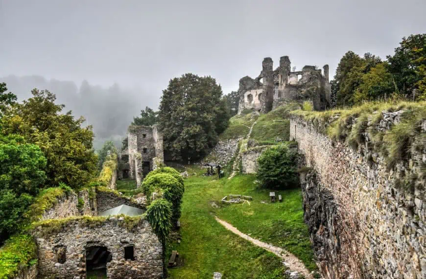 Dívcí Kámen Castle Ruins czech republic