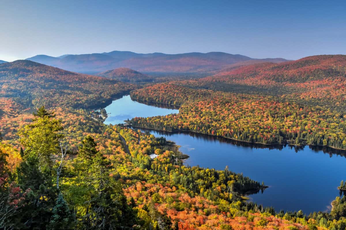 sentier la corniche la coulee parc national mont tremblant autumn