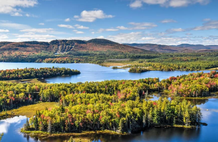 10 of the Best Hiking Trails Near Montreal