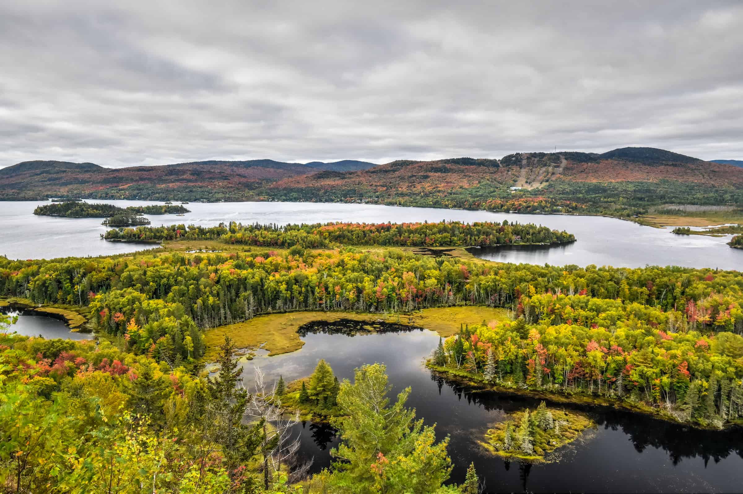 mont sourire hiking trail viewpoint