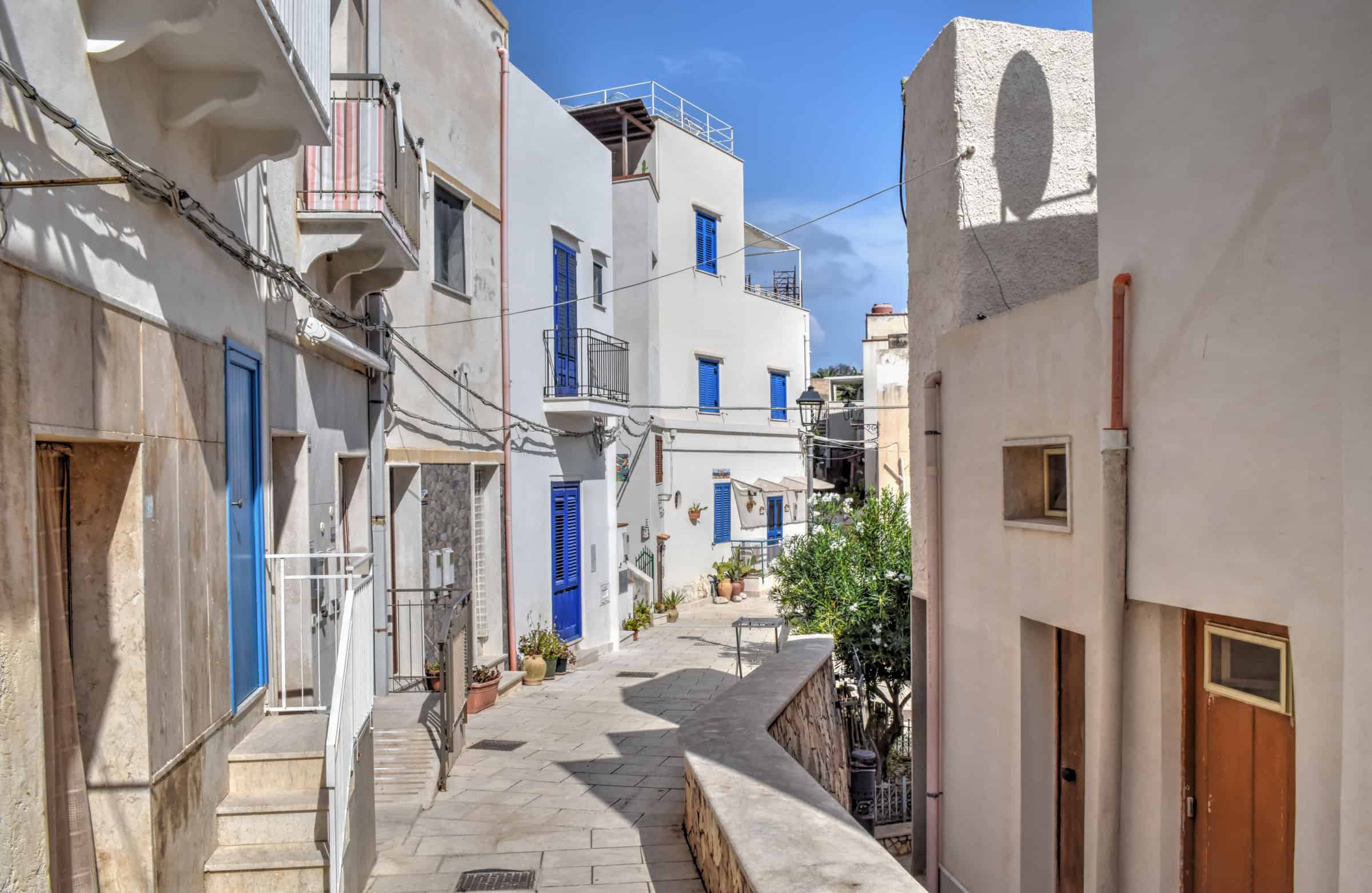 levanzo town