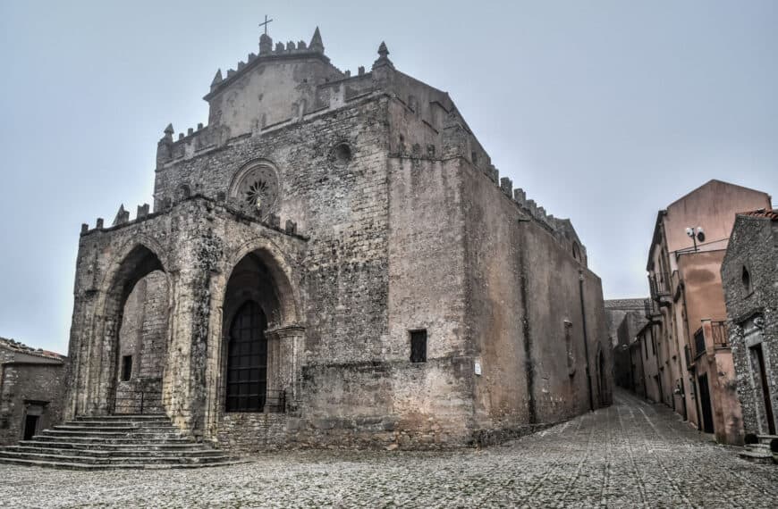 Erice – A Travel Guide to Sicily’s Stunning Medieval Hilltop Town