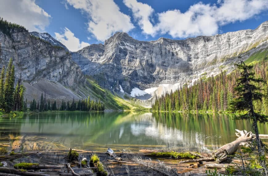 Canadian Rockies Travel Guides