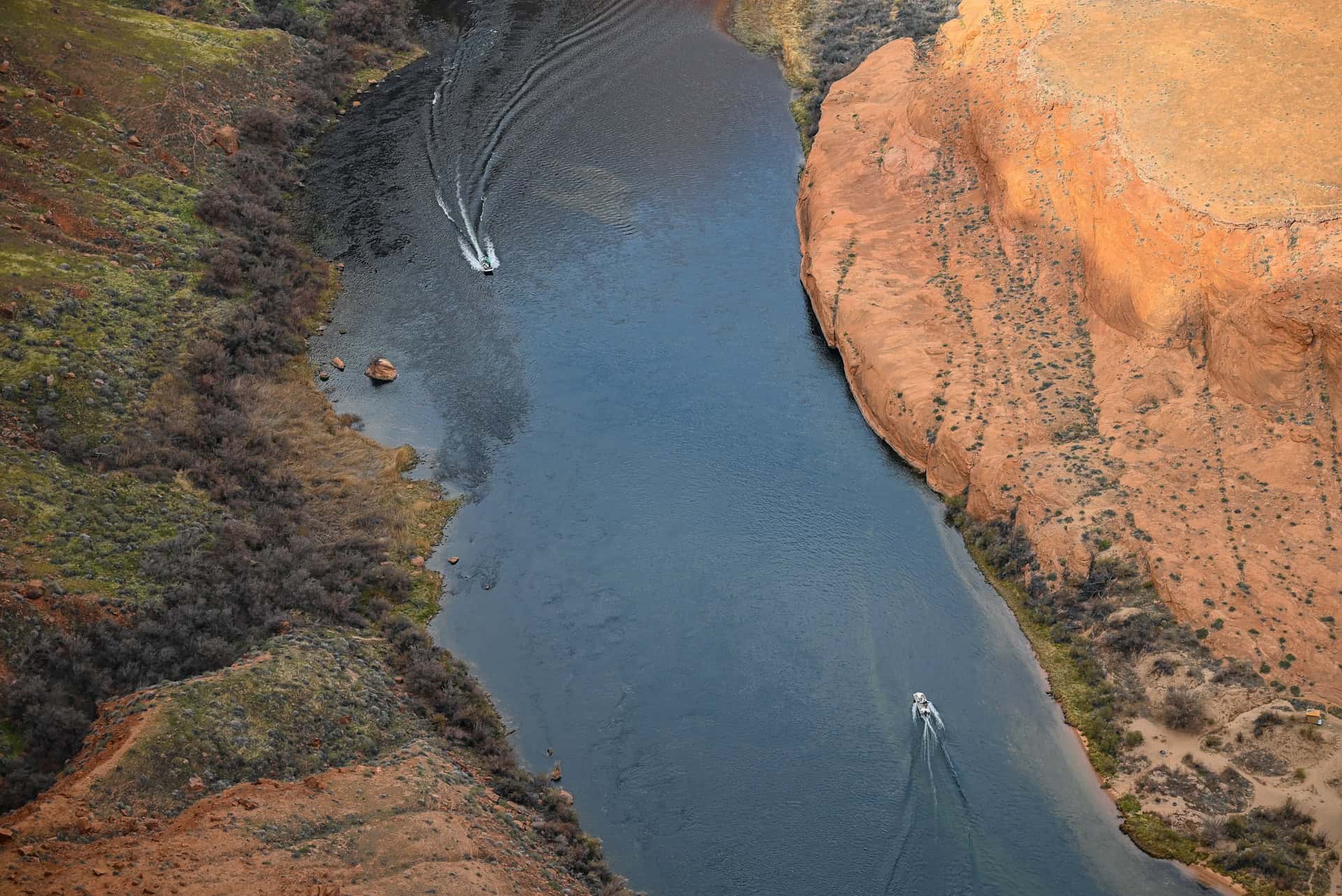 close-up view of the river in horseshoe bend