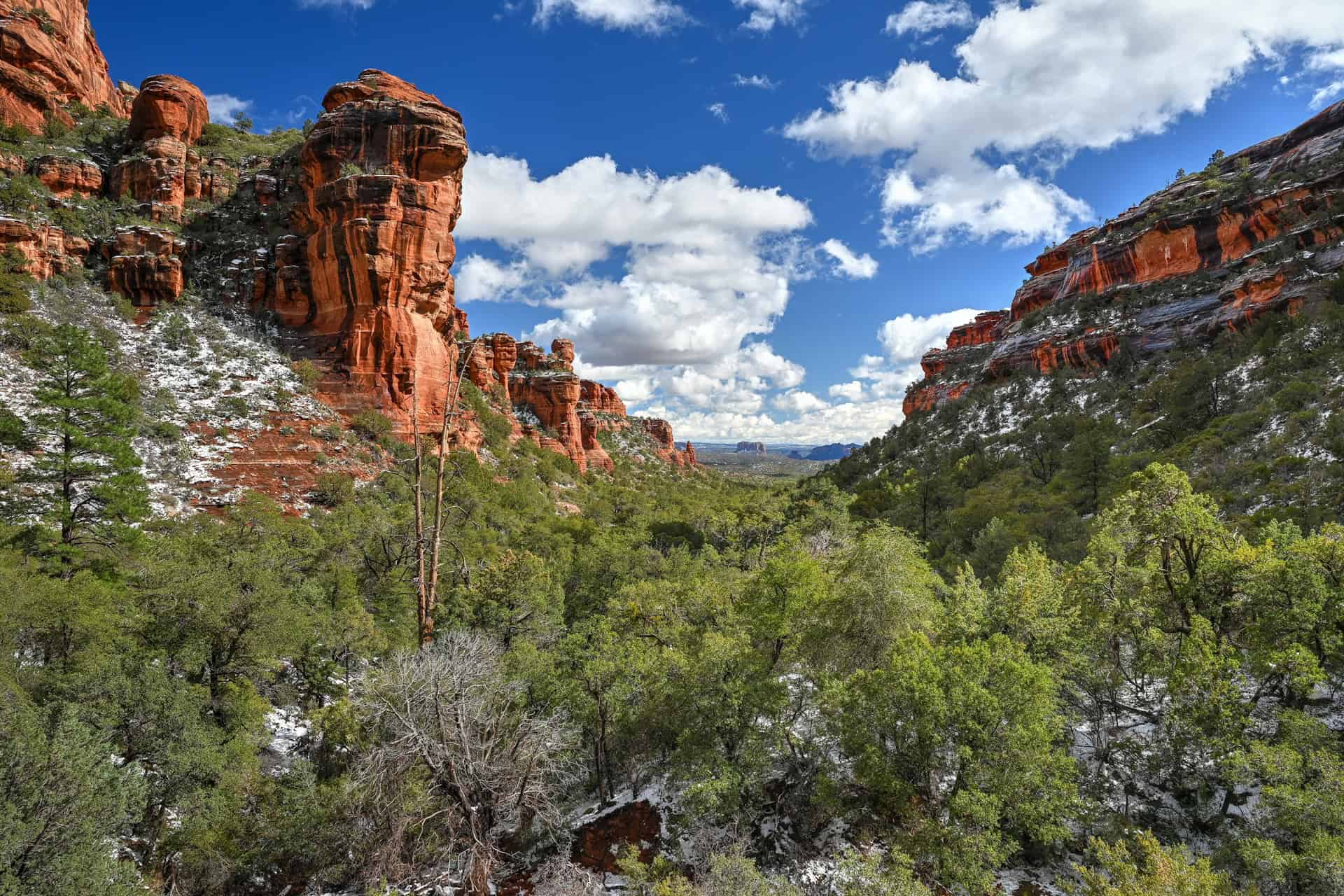 hiking the fay canyon trail in sedona
