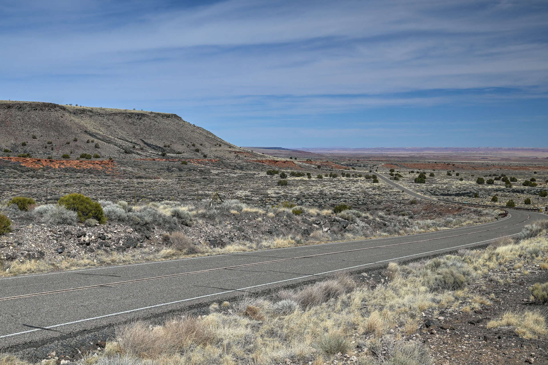 drivint the loop road through sunset crater national monument