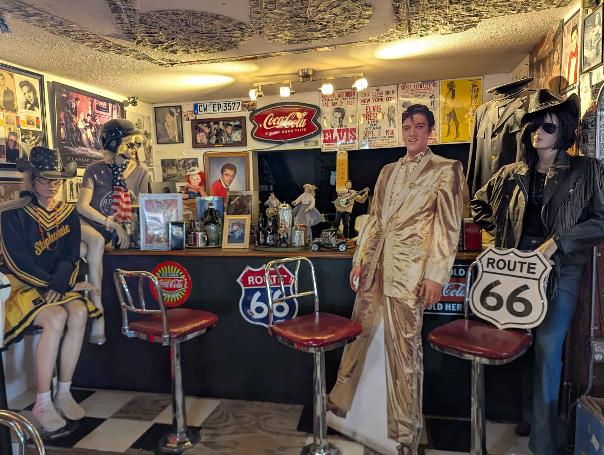 decorations Hackberry General Store