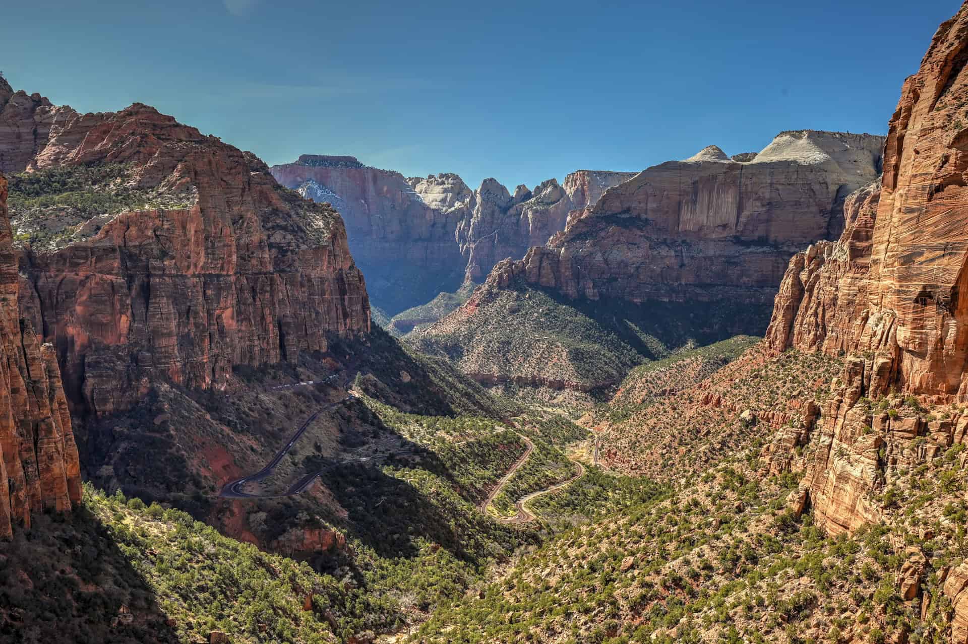 canyon overlook in zion