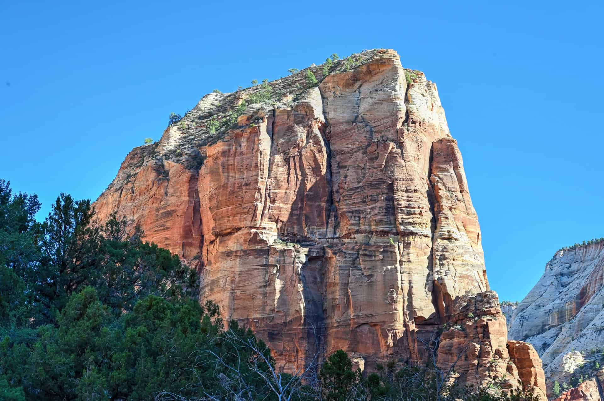 angel's landing from below