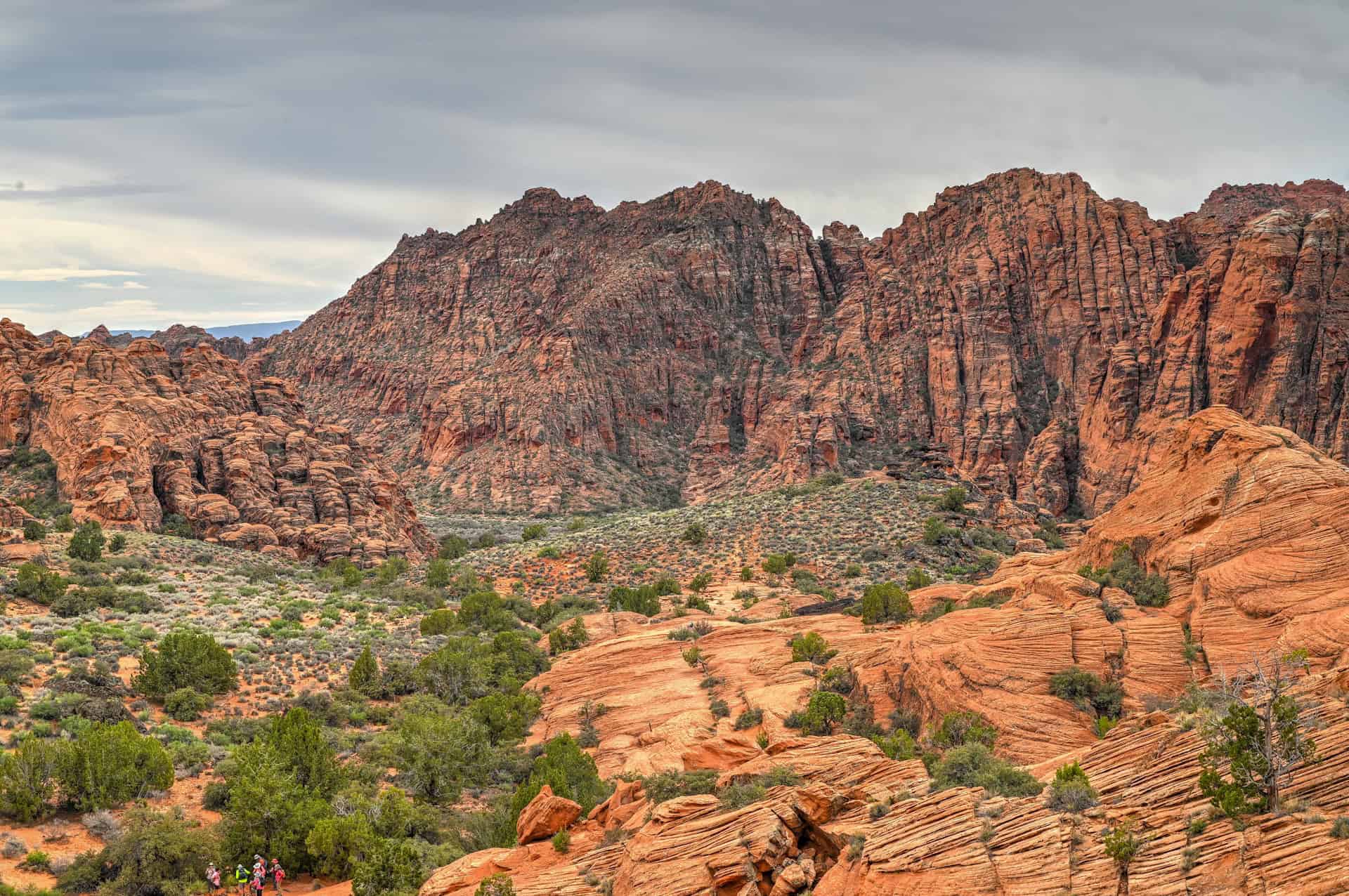 petrified dunes trail in snow canyon state park