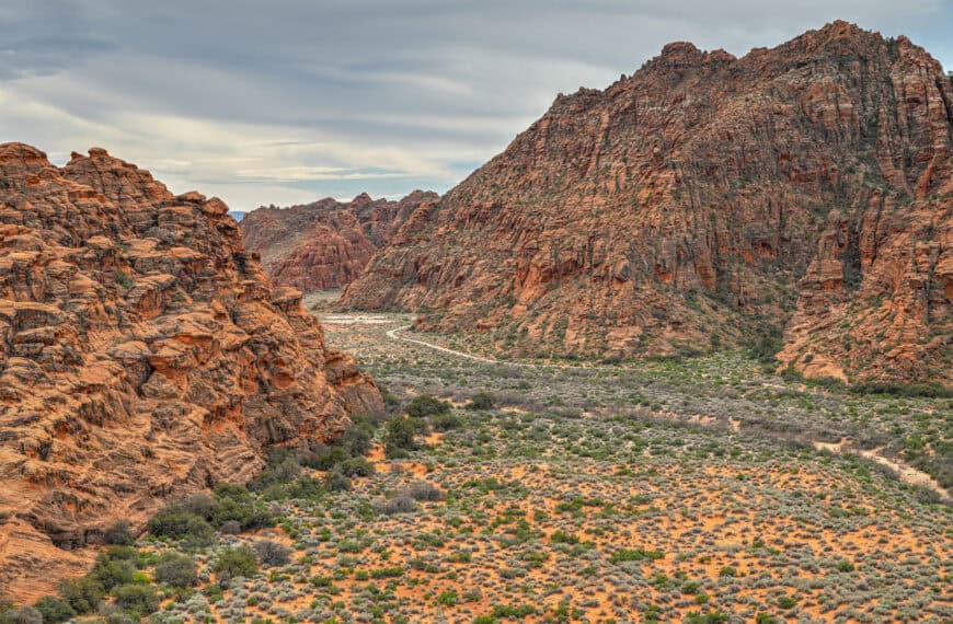 Hidden Pinyon Overlook snow canyon