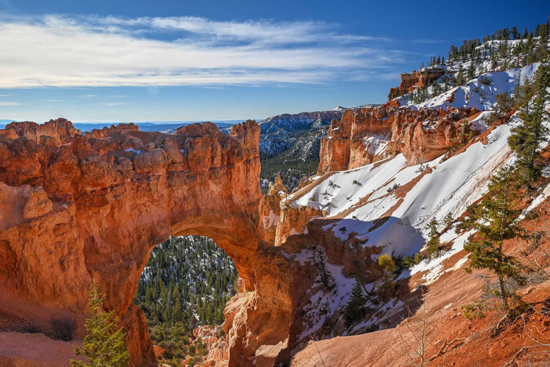 view Natural Bridge in Bryce Canyon Natural Park