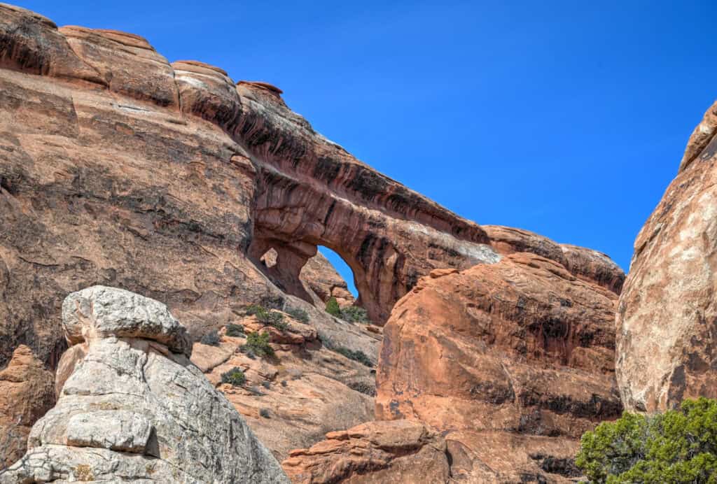 tunnel arch