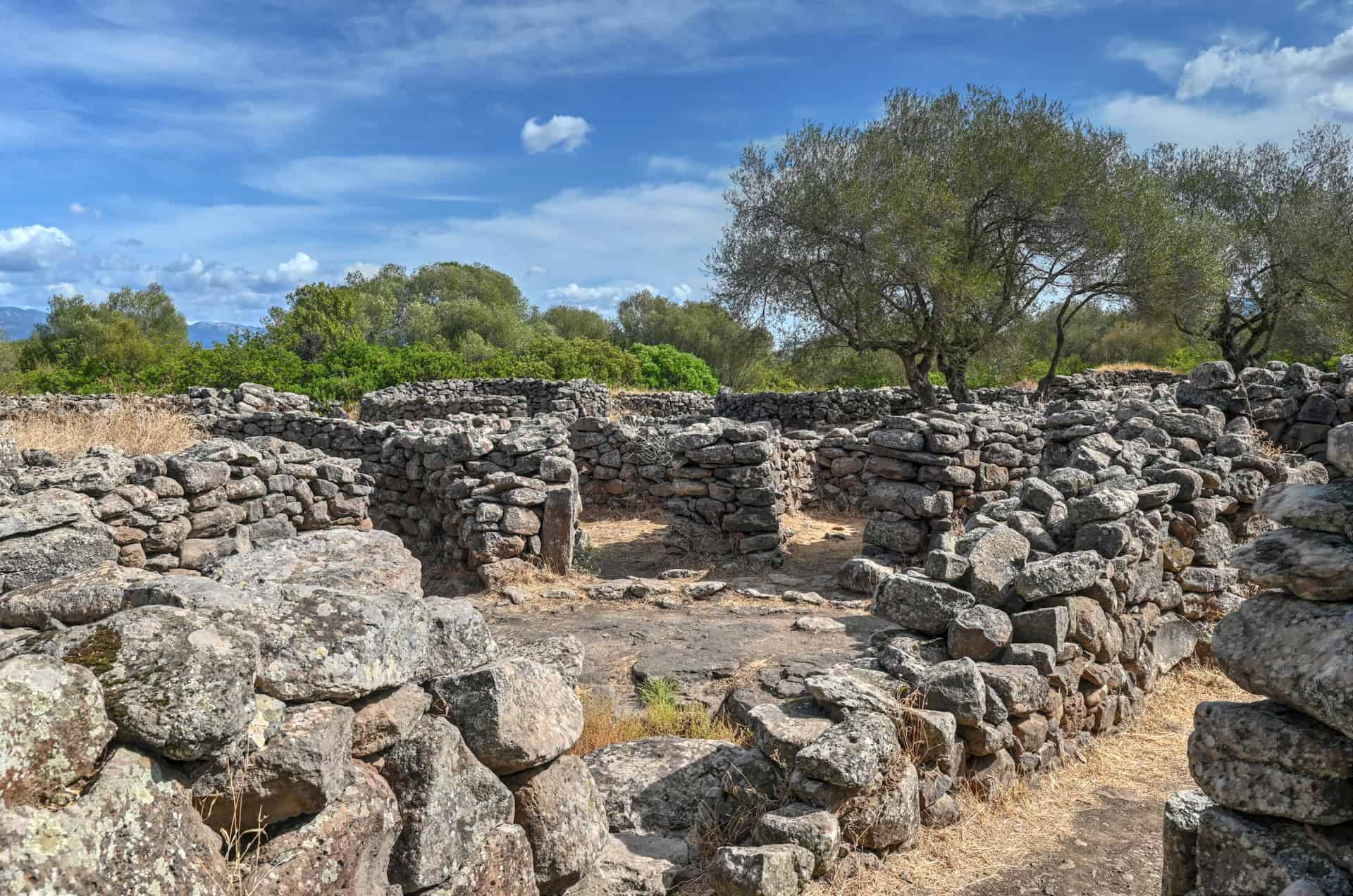 the many stone huts of the Villaggio Nuragico di Serra Orrios