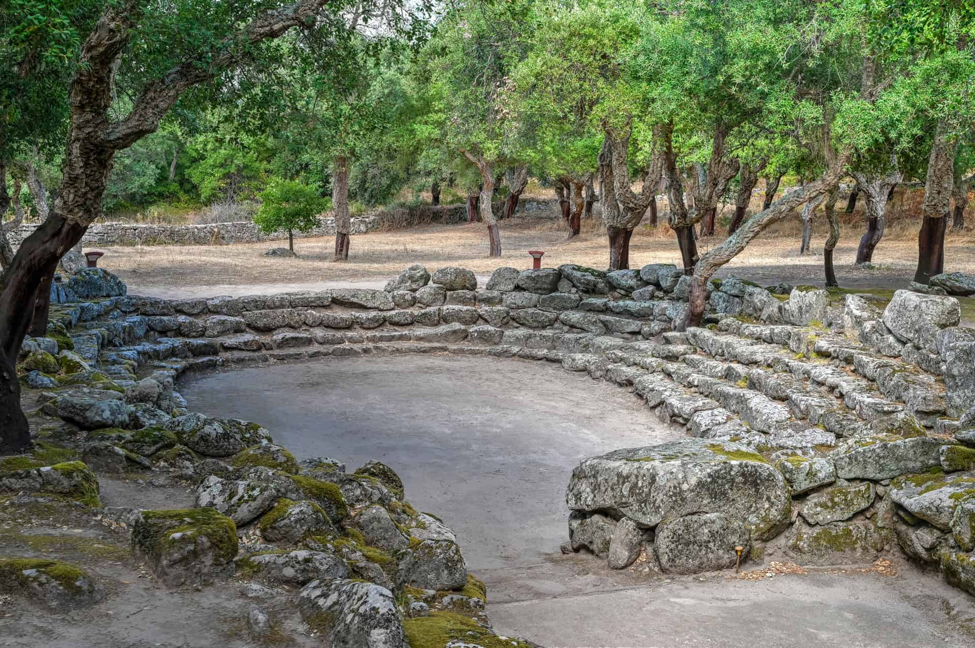 Romanzesu sacred well and ceremonial basin