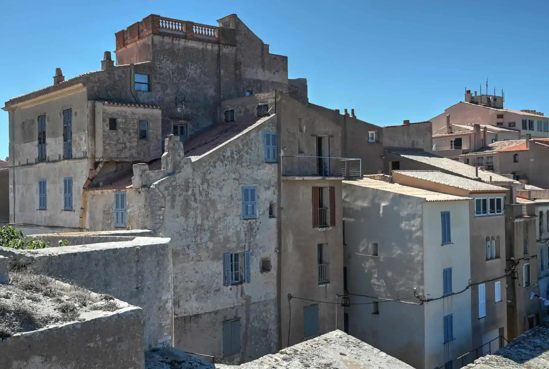 bonifacio old town buildings