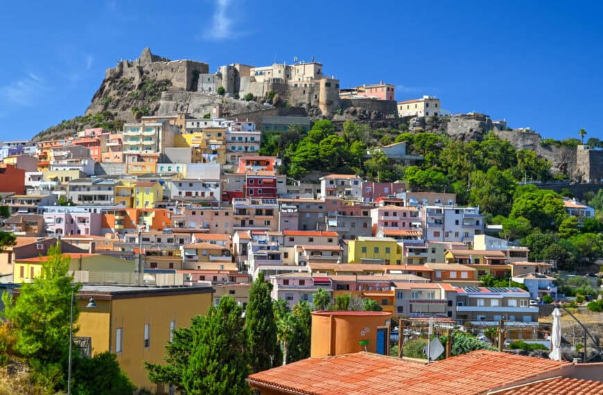 Castelsardo Guide – Best Things to Do in Sardinia’s Colorful Hilltop Town